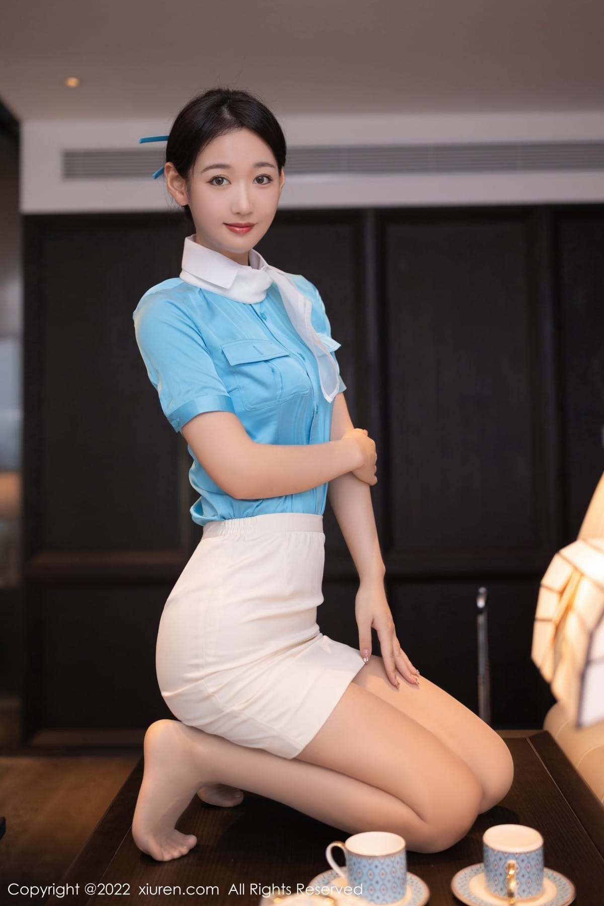 秀人网美女模特唐安琪天蓝色空姐制服搭配原色丝袜写真